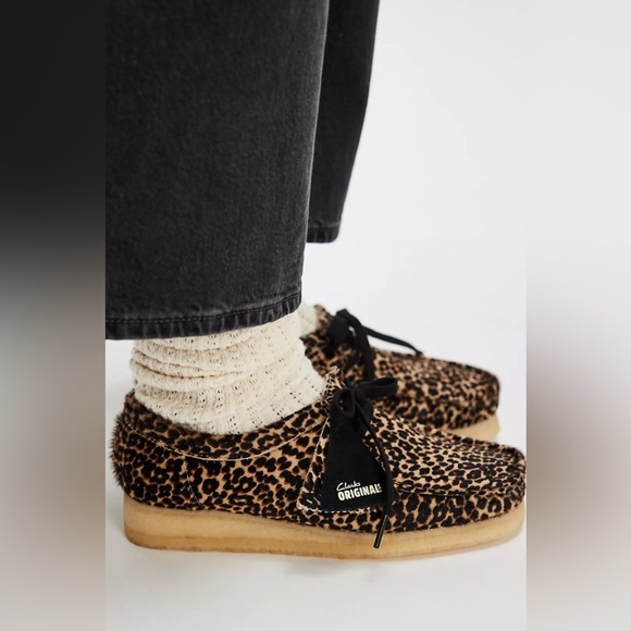 CLARKS Wallabee Leopard print - Picture 1 of 15